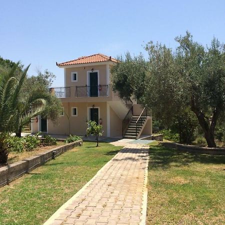 Koukounaries Studios Skala  ภายนอก รูปภาพ